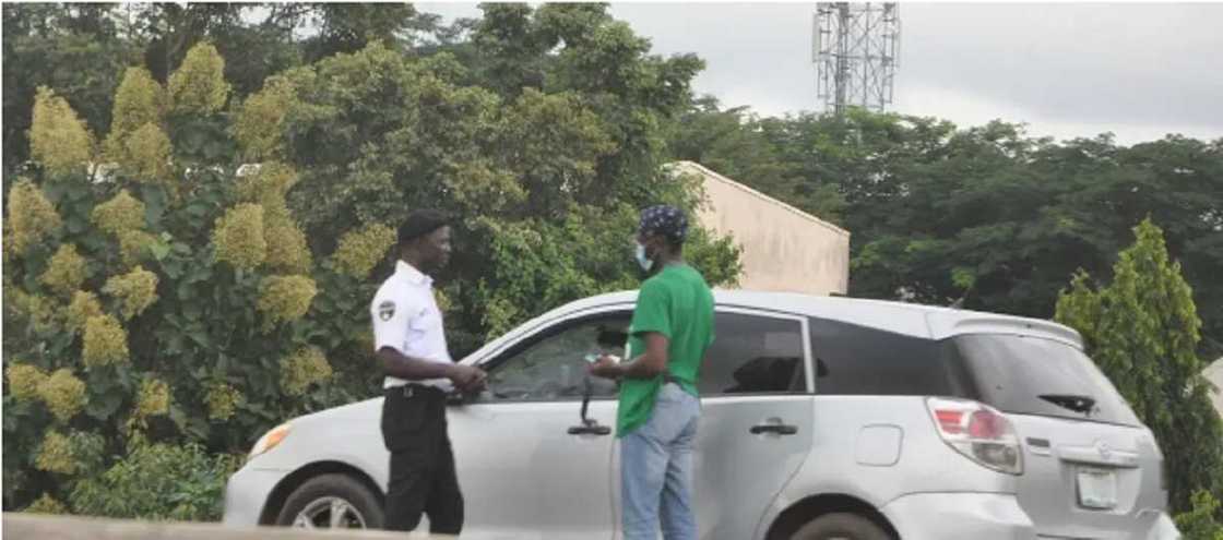 Jami'in Kula da cinkoso Jami'in Kula da cinkoso