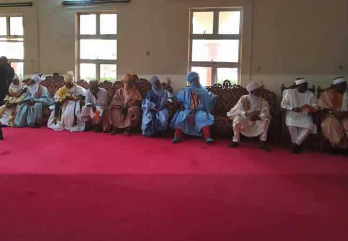 Yanzu-yanzu: An kaddamar da nadin sarautan Atiku a matsayin Wazirin Adamawa Yanzu-yanzu: An kaddamar da nadin sarautan Atiku a matsayin Wazirin Adamawa