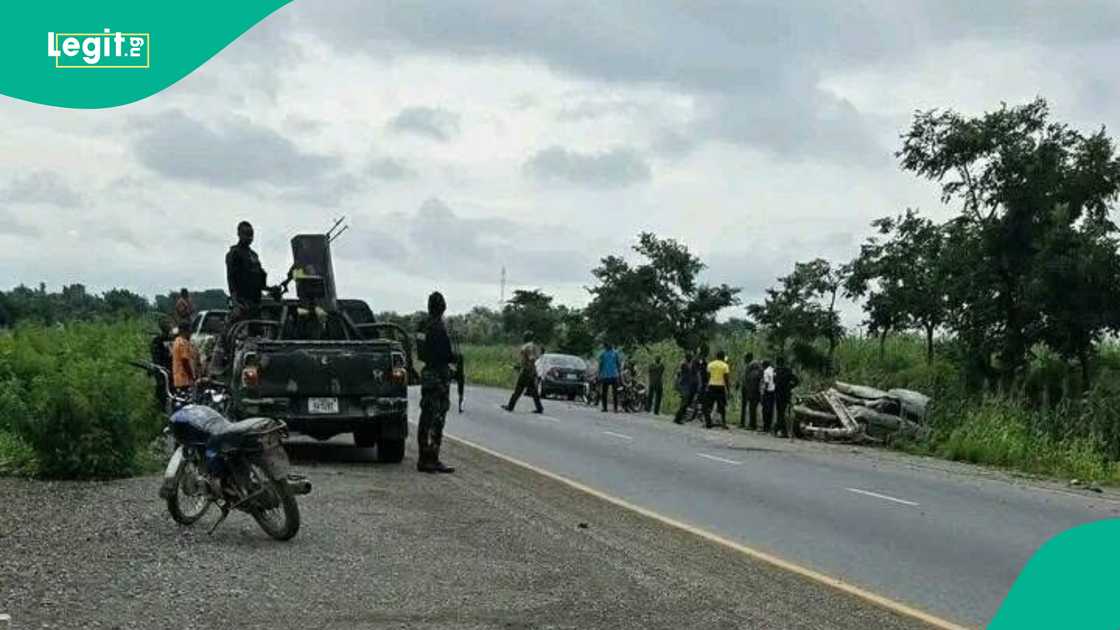 Boost for Nigeria's fight against insecurity as bandits are involved in a fatal crash in Nasarawa state after collecting ransom in Abuja. Boost for Nigeria's fight against insecurity as bandits are involved in a fatal crash in Nasarawa state after collecting ransom in Abuja.
