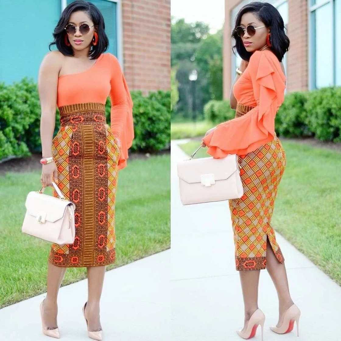 Ankara plain and patterned skirt and blouse Ankara plain and patterned skirt and blouse