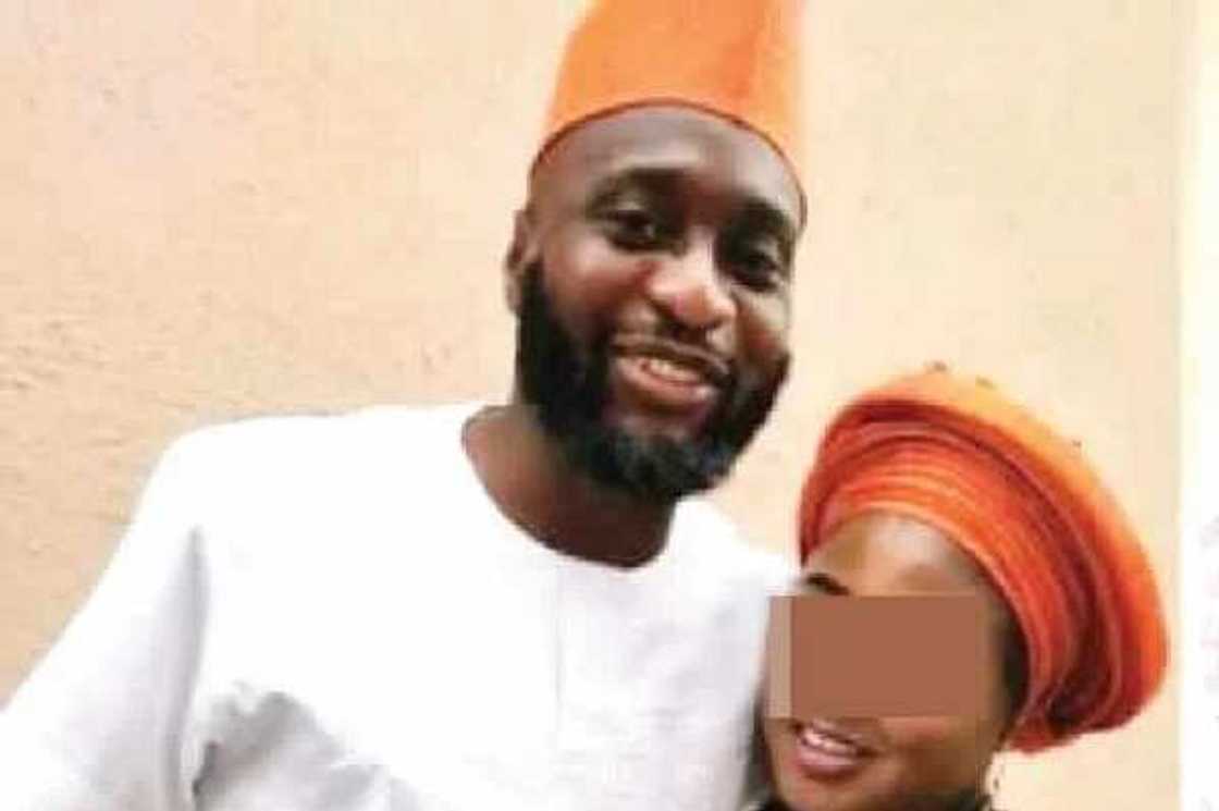 Uwargida ta kashe miji Uwargida ta kashe miji