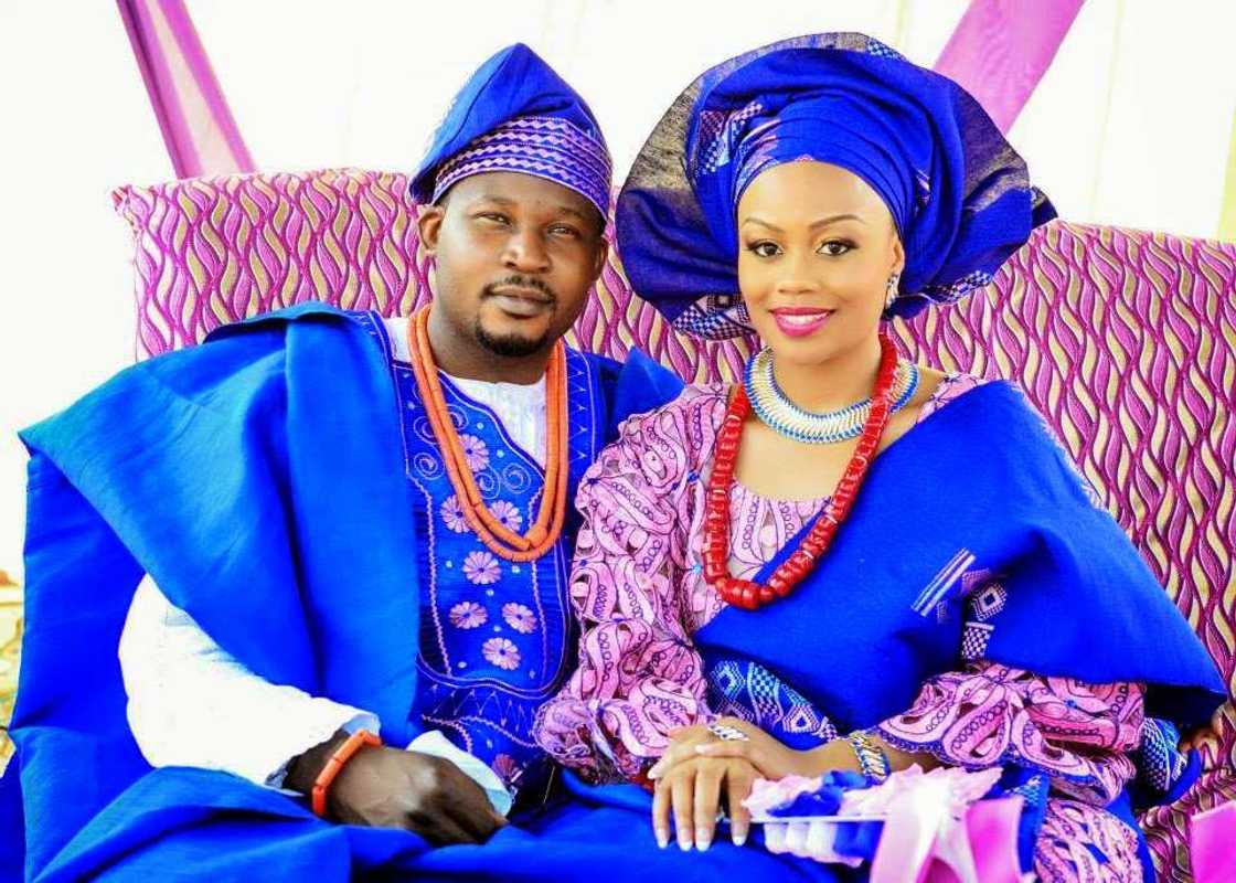 Couples outfit for traditional wedding in Nigeria Couples outfit for traditional wedding in Nigeria