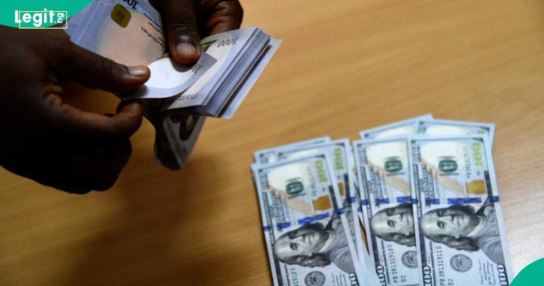 Naira weakens against the US dollar, pound sterling and euro at the official market Naira weakens against the US dollar, pound sterling and euro at the official market