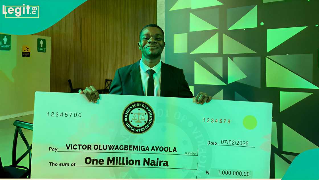 UI first class law graduate celebrates his achievements