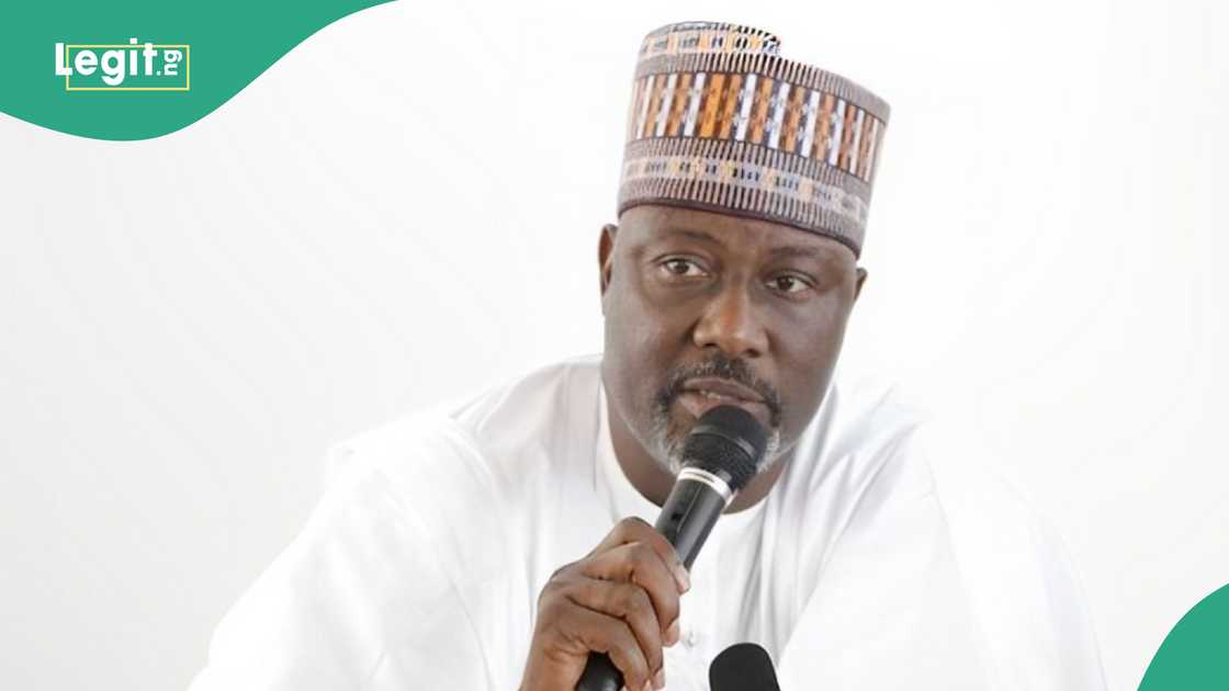 Dino Melaye heavily lambasted for attacking PDP Dino Melaye heavily lambasted for attacking PDP