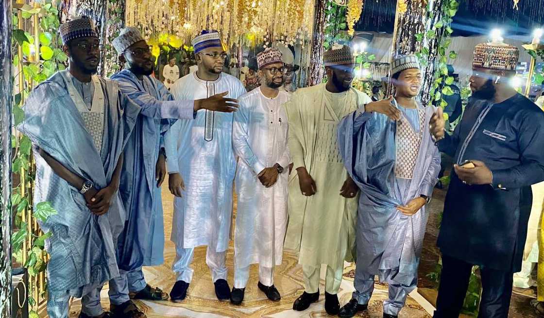 Kyawawan hotunan auren hadimin Buhari da kyakyawar matarsa