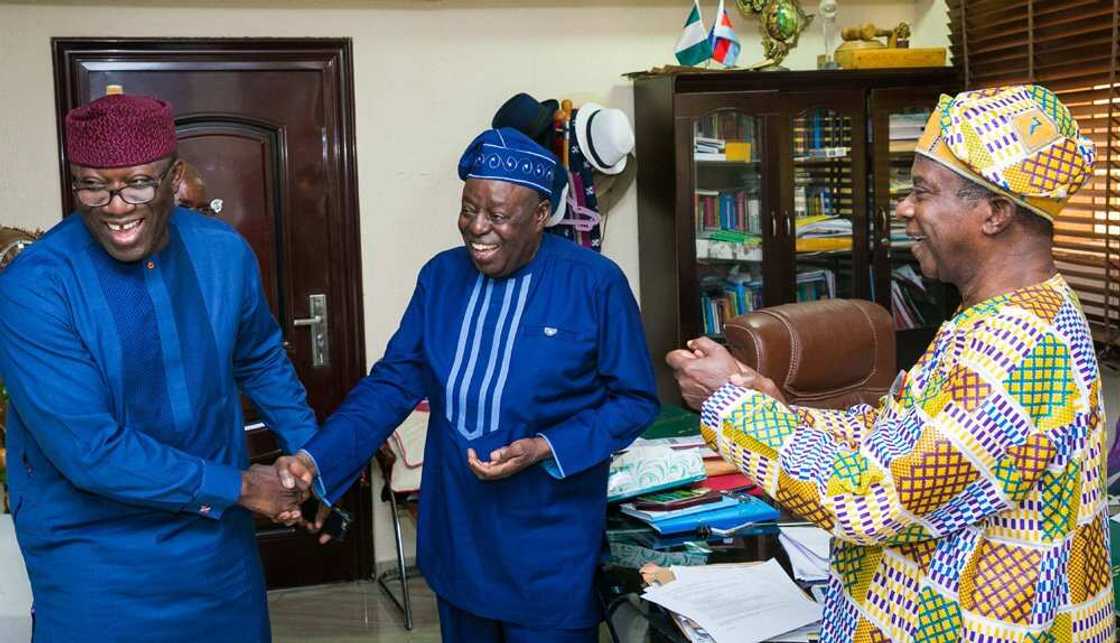 FG urged not to use 1999 constitution in 2023 FG urged not to use 1999 constitution in 2023