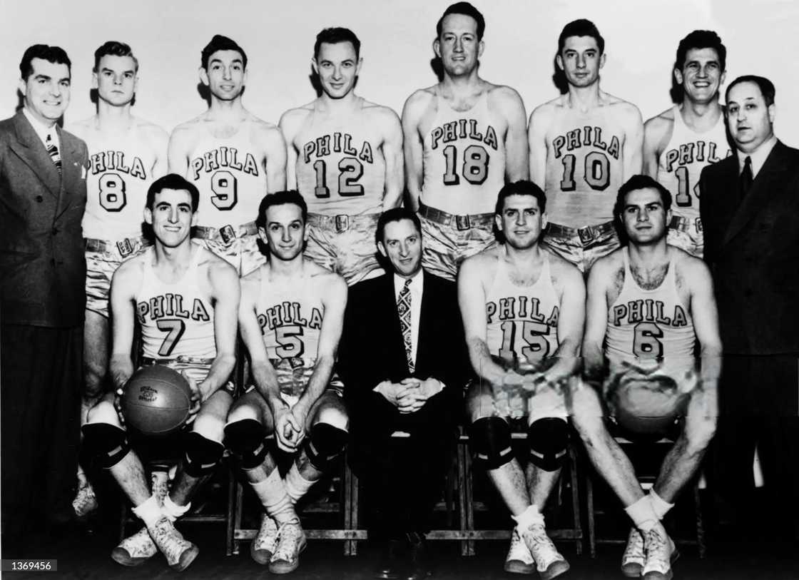 Philadelphia Warriors players posing in 1947