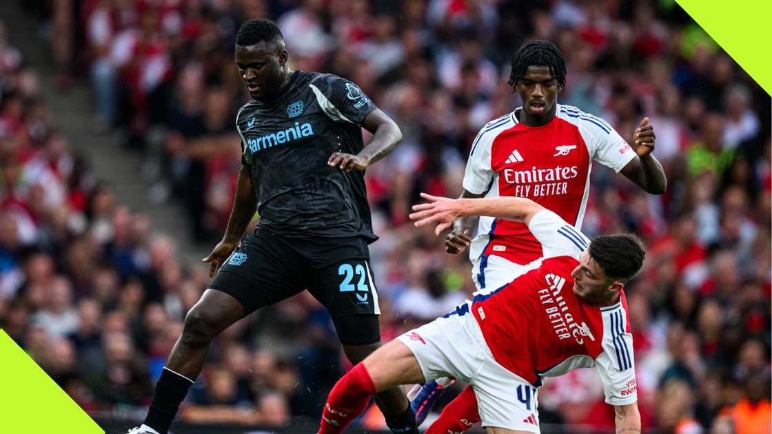 Victor Boniface in action for Bayer Leverkusen against Arsenal.