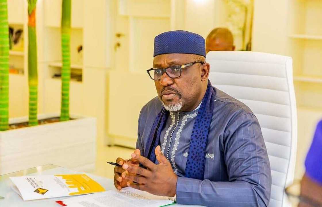 Kotu ta ba da belin Rochas Okorocha Kotu ta ba da belin Rochas Okorocha