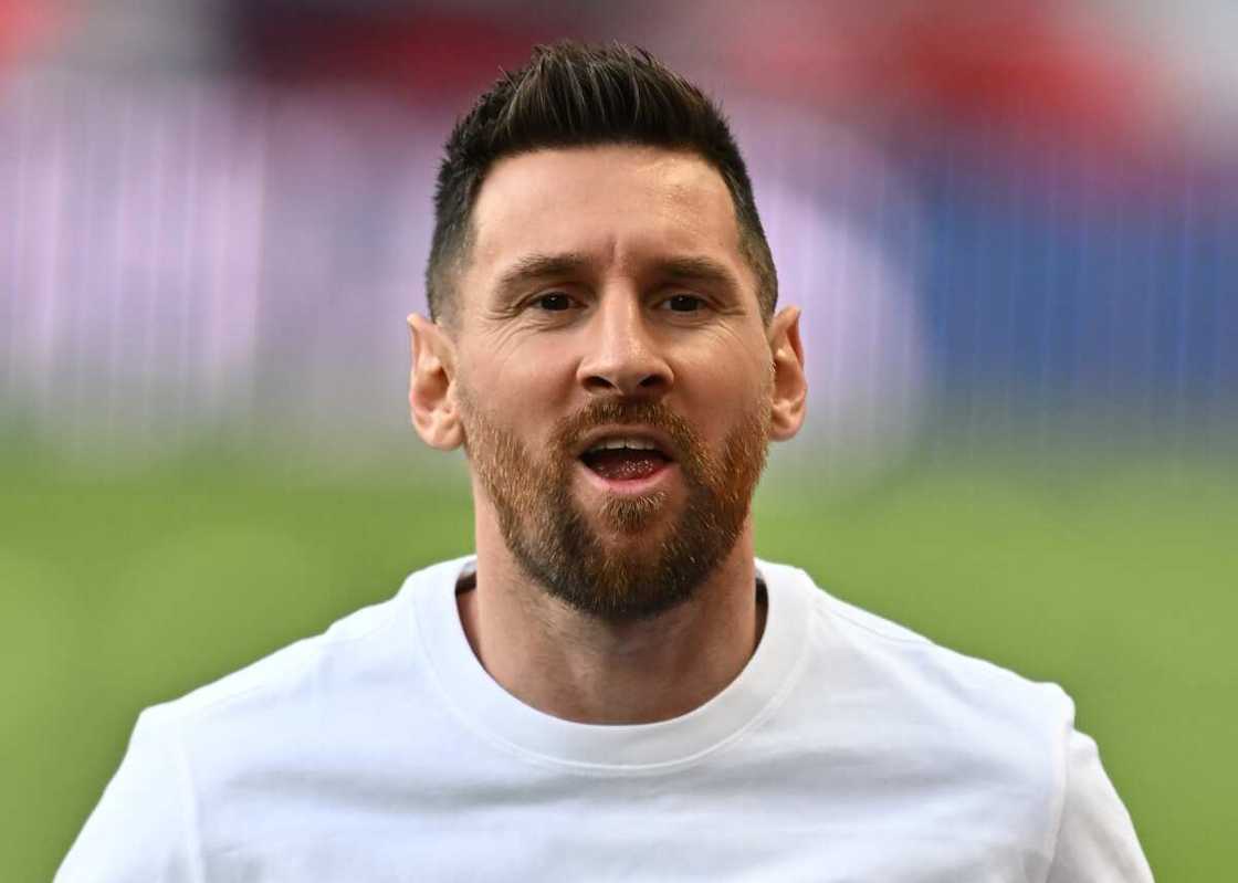 Lionel Messi warming up before the French league football match between Paris Saint Germin (PSG) and Clermont Foot at Parc des Princes Stadium