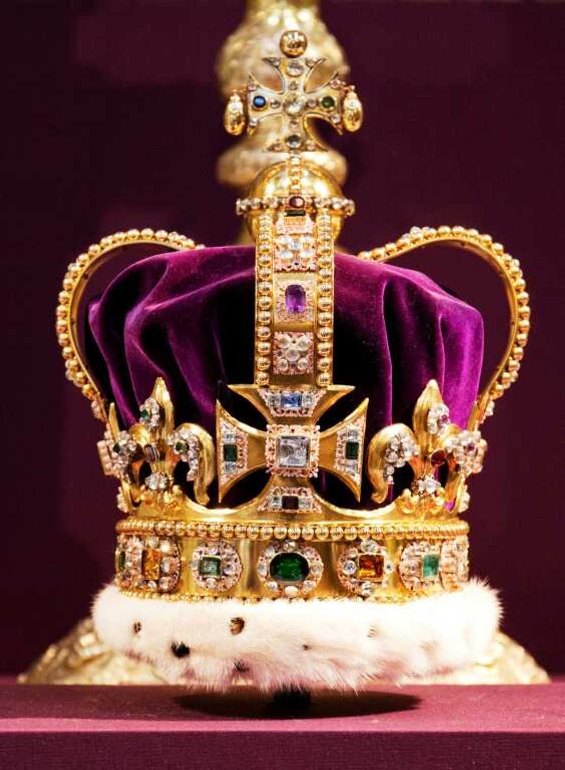 The solid gold St Edward's Crown, made in 1661, was not used in coronation ceremonies for more than 200 years as it was too heavy The solid gold St Edward's Crown, made in 1661, was not used in coronation ceremonies for more than 200 years as it was too heavy