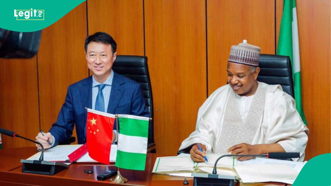 China a Najeriya tare da Atiku Bagudu China a Najeriya tare da Atiku Bagudu