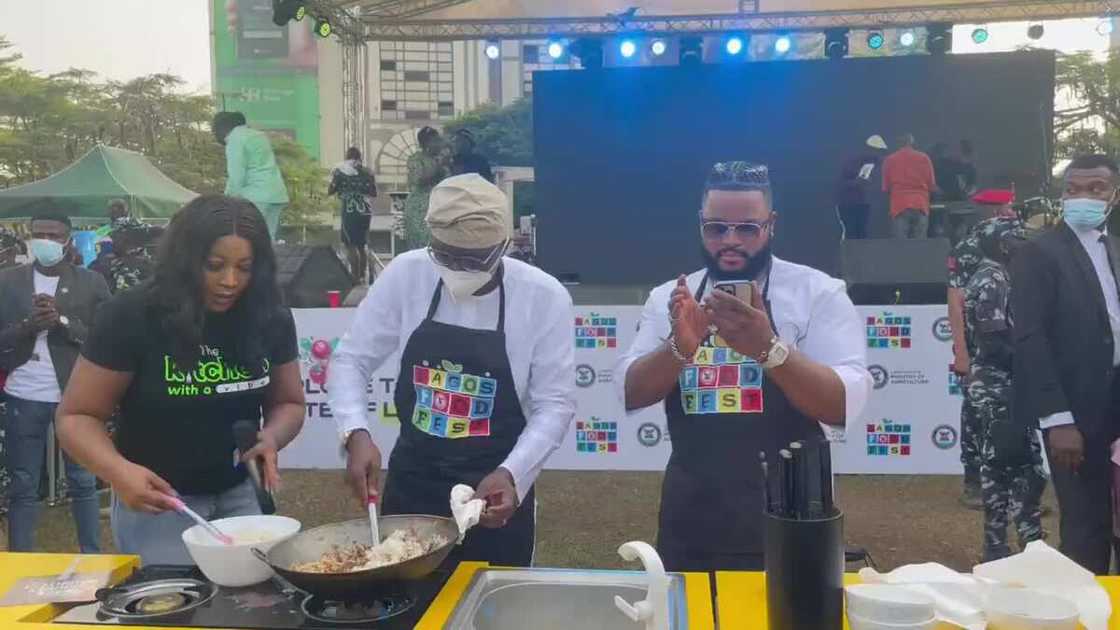 Lagos Food Festival: Video Shows Governor Sanwo-Olu, BBNaija Winner Whitemoney Cooking Lagos Food Festival: Video Shows Governor Sanwo-Olu, BBNaija Winner Whitemoney Cooking