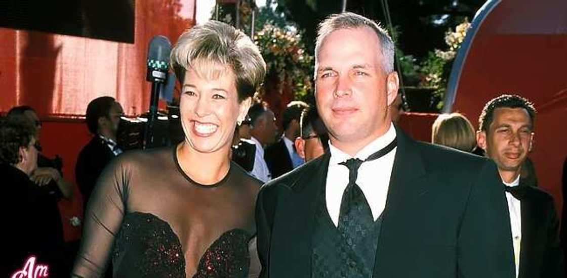 Garth Brooks and Sandy Mahl married