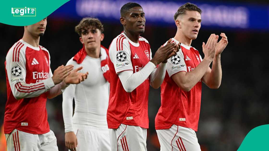 Arsenal, Premier League, Manchester City, Etihad Stadium, Football, England.