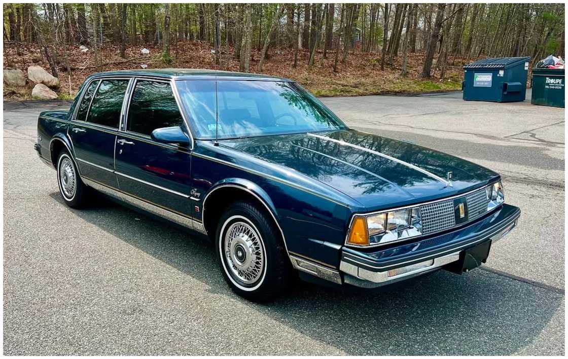 Oldsmobile Ninety-Eight Oldsmobile Ninety-Eight