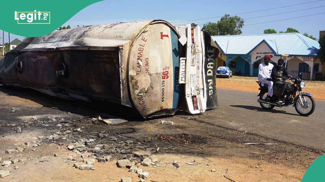 Truck loses control, killed a woman in Lagos state Truck loses control, killed a woman in Lagos state