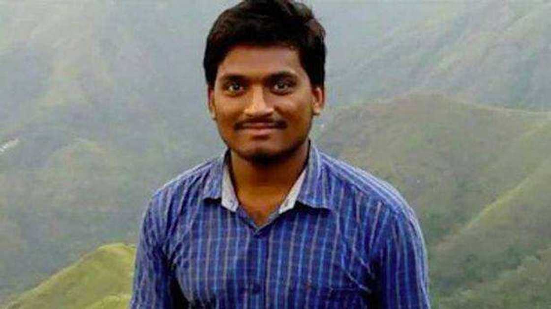 Uwa da 'ya'yanta guda biyu sun kashe kansu bayan 'yan uwansu sun dora musu karan tsana sakamakon mutuwar mijinta Uwa da 'ya'yanta guda biyu sun kashe kansu bayan 'yan uwansu sun dora musu karan tsana sakamakon mutuwar mijinta