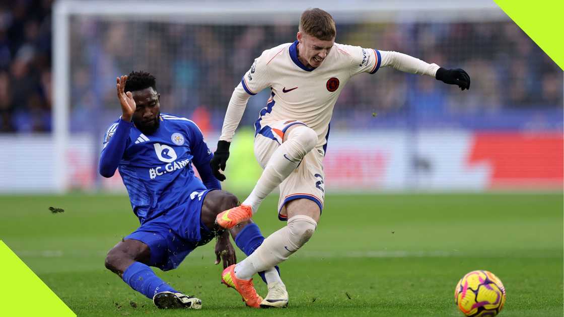 Wilfred Ndidi, Cole Palmer, Chelsea, King Power Stadium, Leicester City, England, Premier League. Wilfred Ndidi, Cole Palmer, Chelsea, King Power Stadium, Leicester City, England, Premier League.