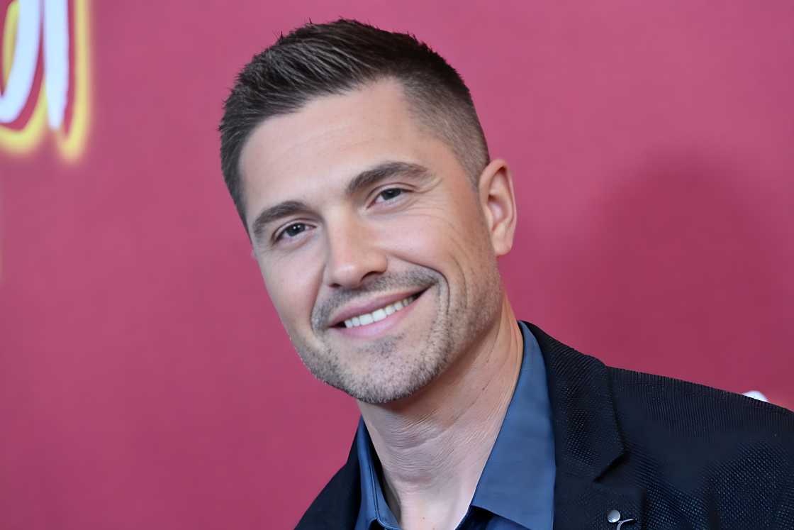Eric Winter at Hollywood Post 43 - American Legion