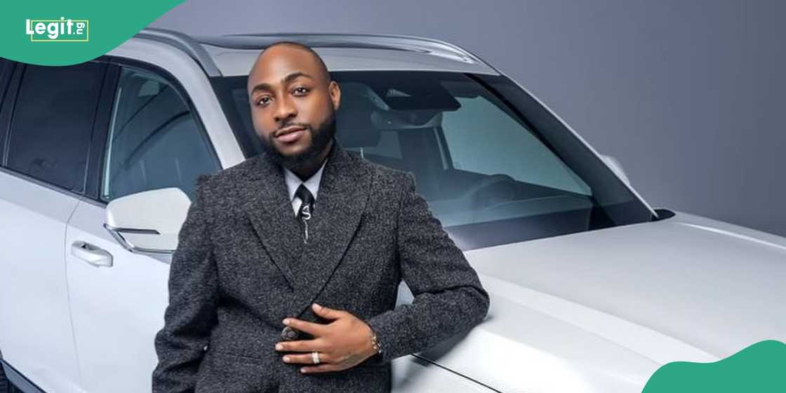 Davido's fans react to his logistic manager's post