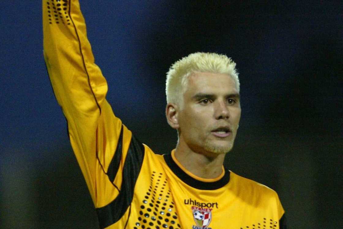 tallest football player tallest football player