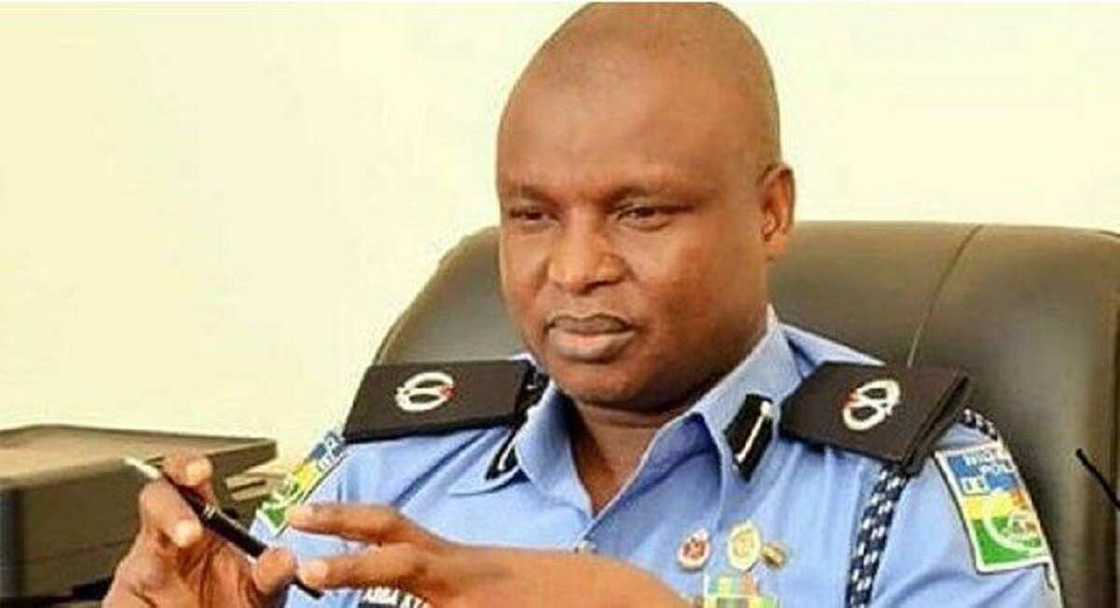 Yanzu-Yanzu: NDLEA Na Yi Wa Abba Kyari Da Sauran Mutum 4 Da Ake Zargi Zafafan Tambayoyi Yanzu-Yanzu: NDLEA Na Yi Wa Abba Kyari Da Sauran Mutum 4 Da Ake Zargi Zafafan Tambayoyi