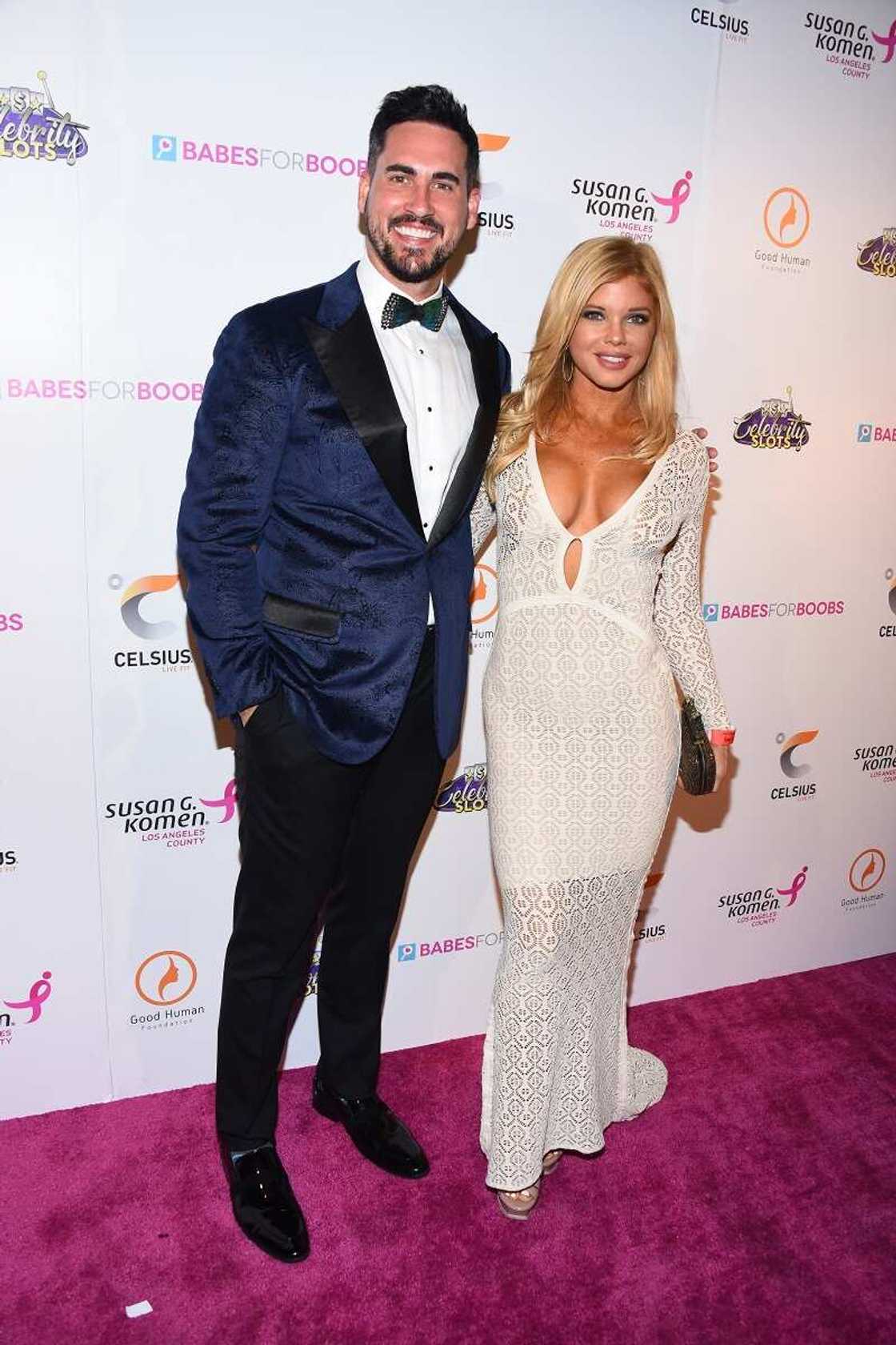 Donna D'Errico height Donna D'Errico height
