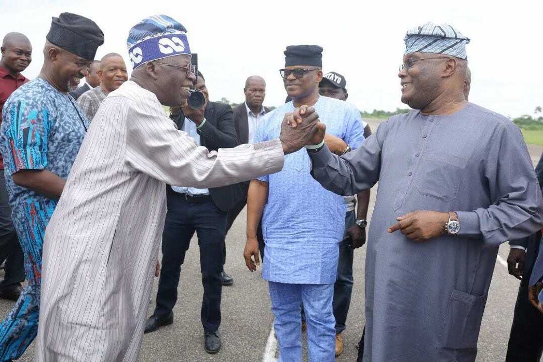 NFIU ta dakatar da manyan jami’ai saboda binciken Bola Tinubu, Atiku Abubakar NFIU ta dakatar da manyan jami’ai saboda binciken Bola Tinubu, Atiku Abubakar