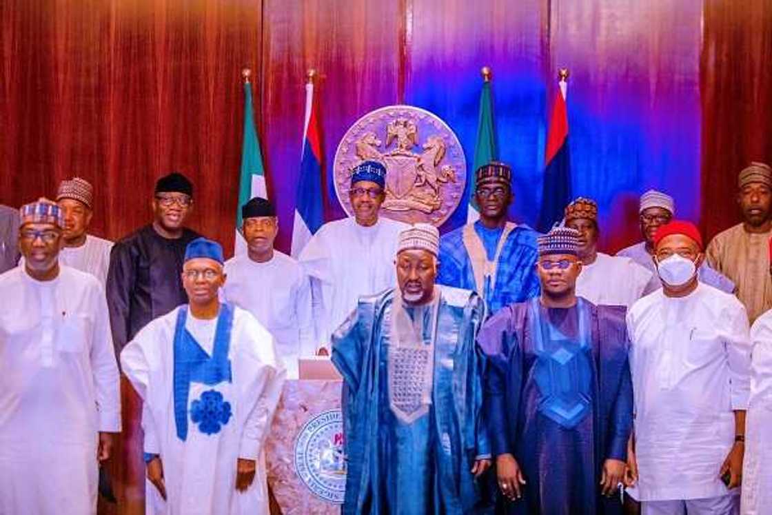 APC senators, APC lawmakers, 2023 elections, APC primaries, PDP, NNPP, Labour party APC senators, APC lawmakers, 2023 elections, APC primaries, PDP, NNPP, Labour party