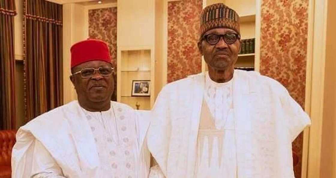 Fadar shugaban kasa tace Dave Umahi zai iya yin takarar shugaban ƙasa a 2023 Fadar shugaban kasa tace Dave Umahi zai iya yin takarar shugaban ƙasa a 2023