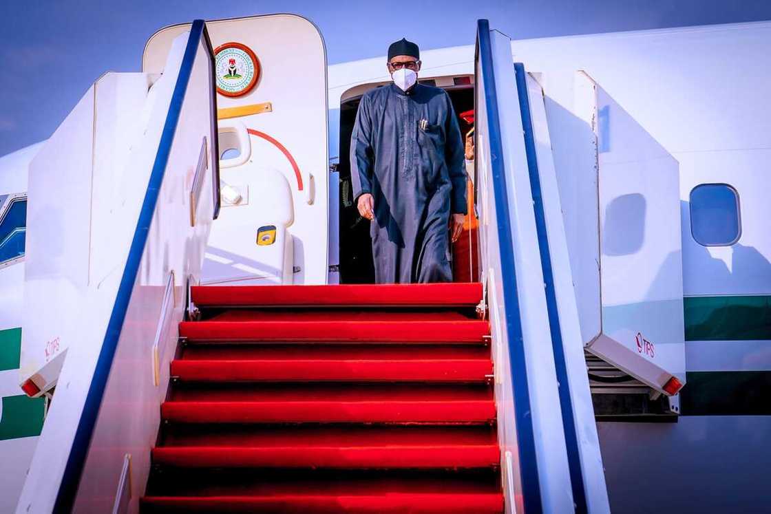 Breaking: President Buhari Arrives Nigeria After Spending Two Weeks in UK Breaking: President Buhari Arrives Nigeria After Spending Two Weeks in UK