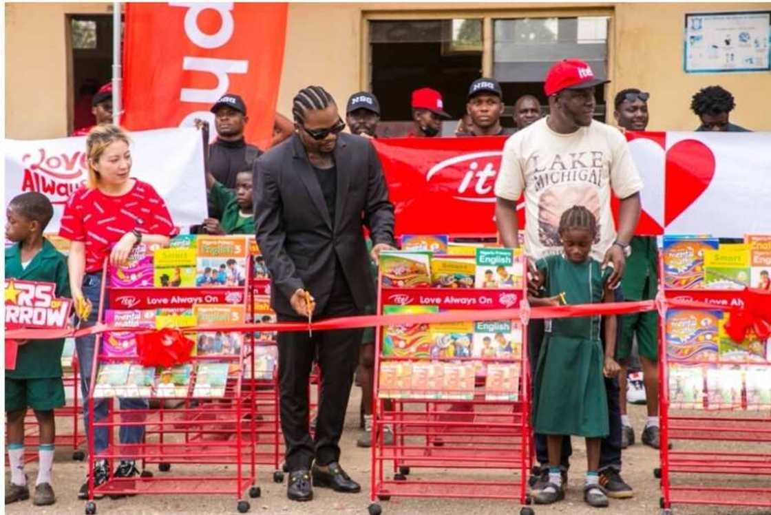 Children’s Day 2022: itel Donates Libraries, School Books and Other Educational Items to Students in Lagos Children’s Day 2022: itel Donates Libraries, School Books and Other Educational Items to Students in Lagos