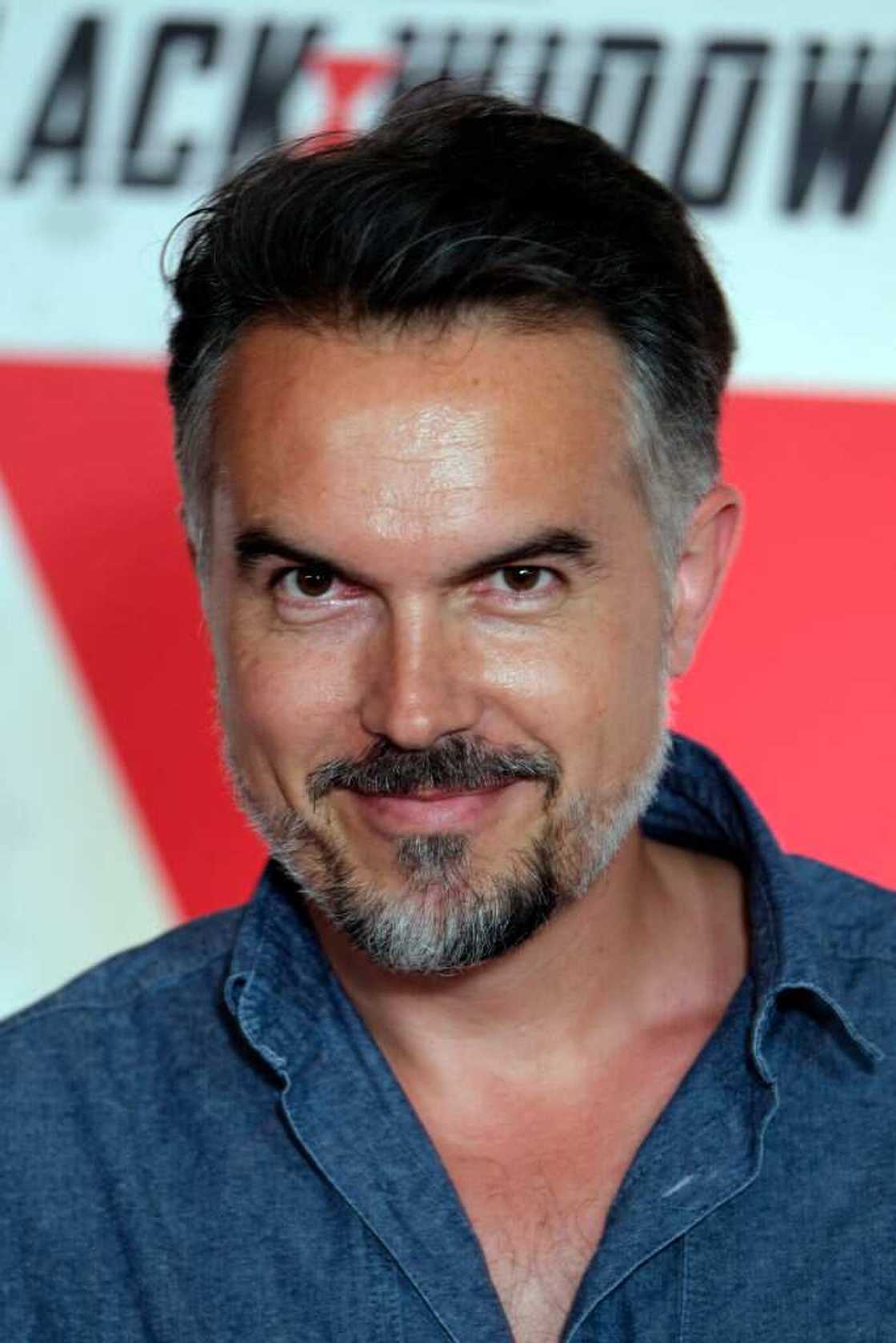 Biographie de Maxime Chattam: tout sur le romancier français Biographie de Maxime Chattam: tout sur le romancier français