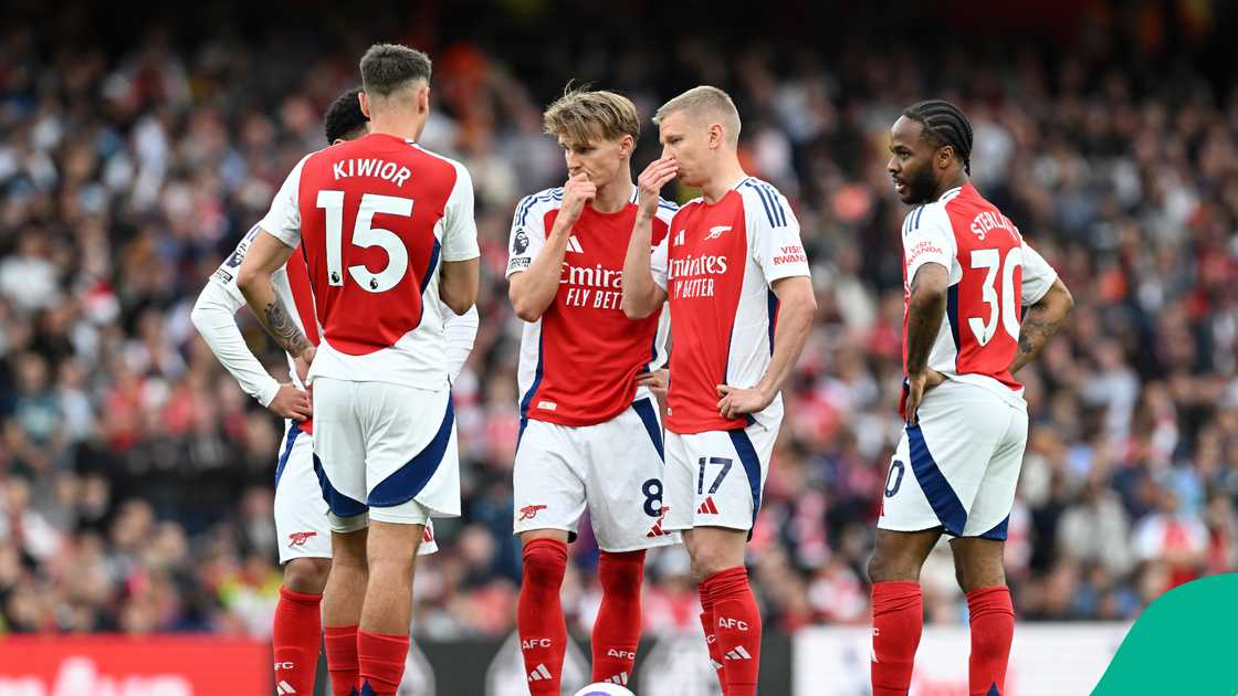 Arsenal, Premier League, Welder, EPL, Trophy, Liverpool Arsenal, Premier League, Welder, EPL, Trophy, Liverpool