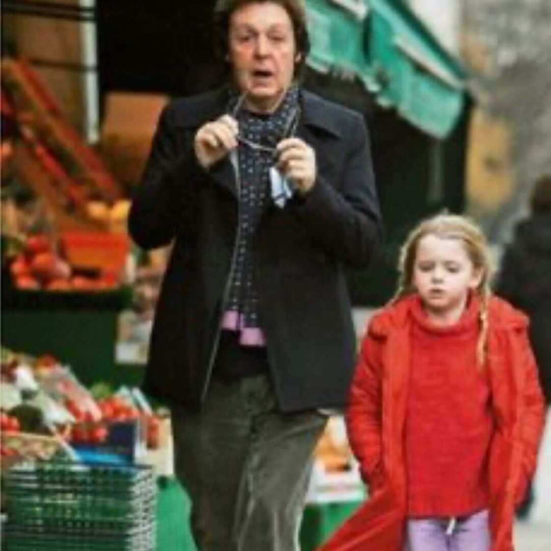 Beatrice McCartney et Paul McCartney Beatrice McCartney et Paul McCartney