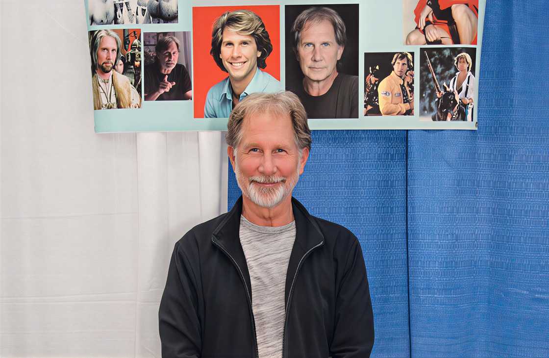 Parker Stevenson poses at his County Pop Con booth