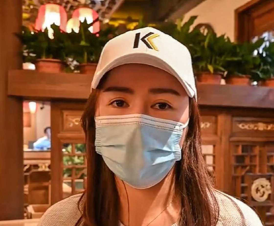 Likitoci sun yanke kunnen wata mata yayin tiyata a hanci Likitoci sun yanke kunnen wata mata yayin tiyata a hanci