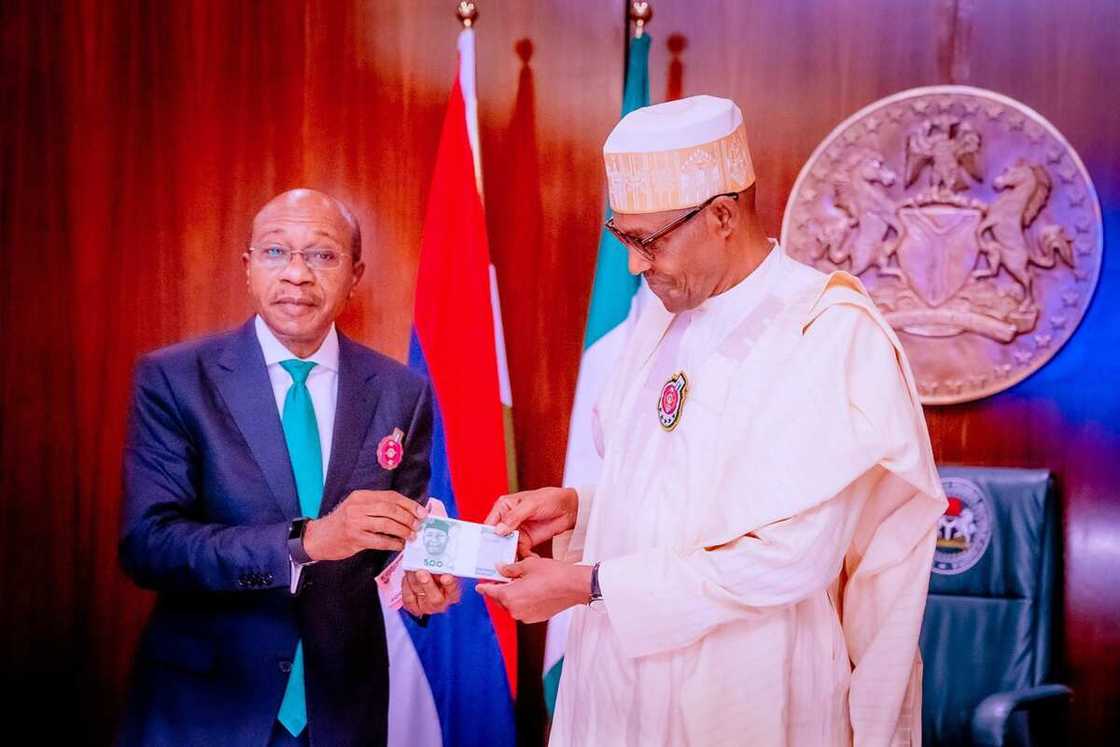 Muhammadu Buhari, Godwin Emefiele, CBN, Naira redesign, new naira notes