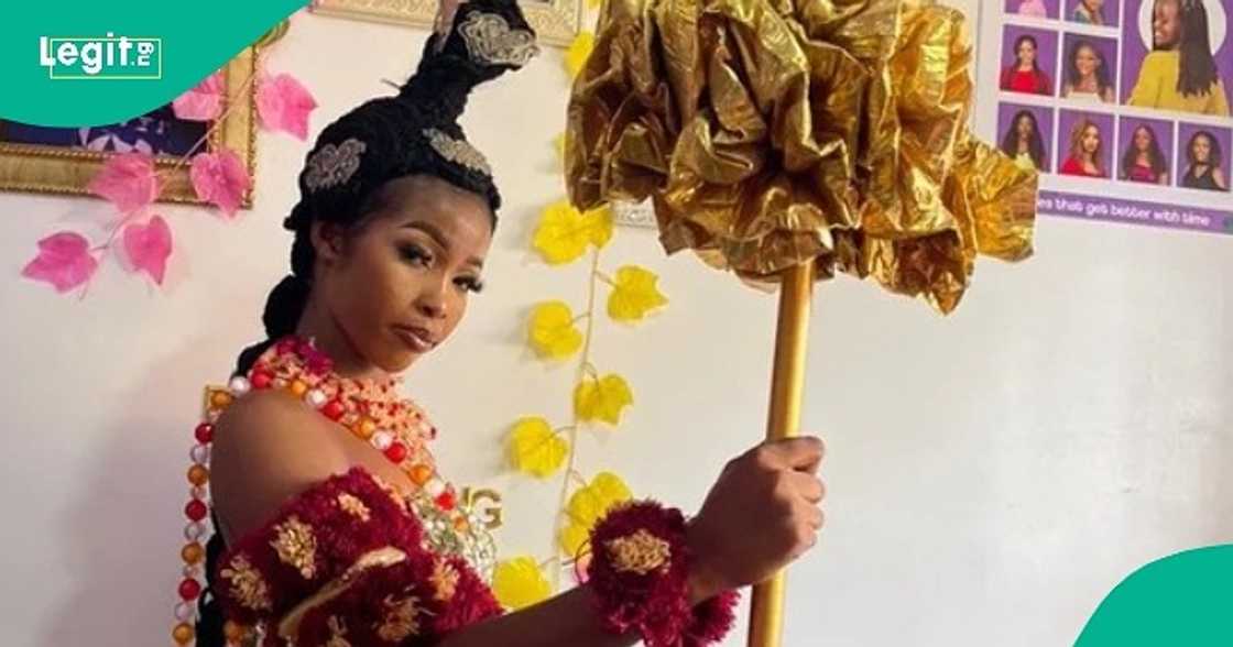 Lady shares video of year 1 student's outfit to school that caught her attention. Lady shares video of year 1 student's outfit to school that caught her attention.