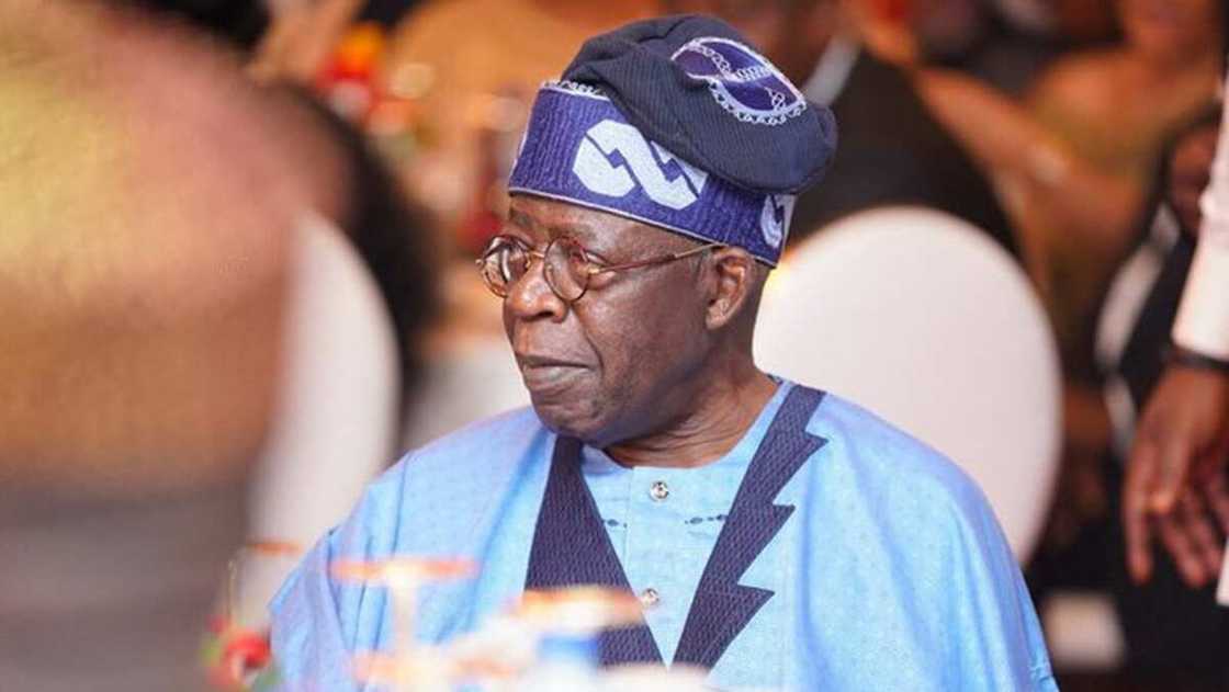 Bola Tinubu ba zai samu karin albashi ba, inji binciken gaskiya Bola Tinubu ba zai samu karin albashi ba, inji binciken gaskiya