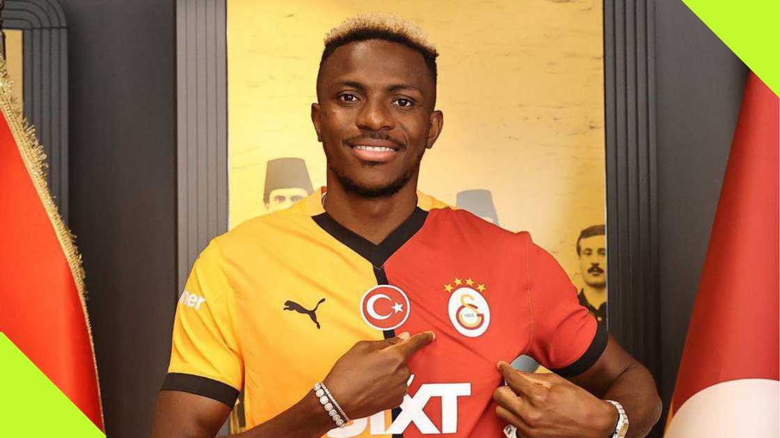 Victor Osimhen during his Galatasaray unveiling