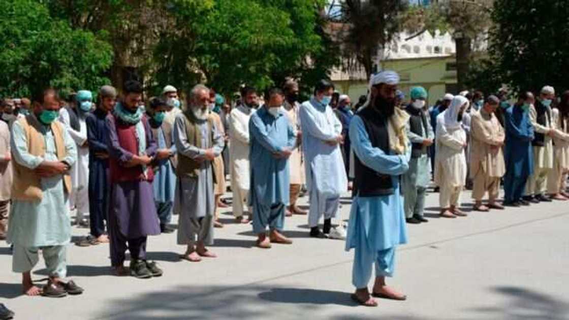 COVID-19: Sabon salon sallar jam'i a kasashen duniya (Hotuna) COVID-19: Sabon salon sallar jam'i a kasashen duniya (Hotuna)