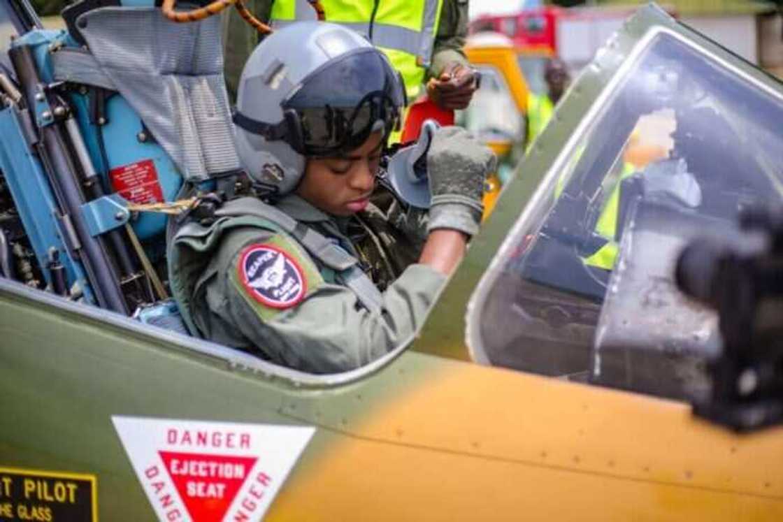 Sojin sama sun sheke mutum 28 da ke kai wa 'yan ISWAP kayan bukata a Kukawa Sojin sama sun sheke mutum 28 da ke kai wa 'yan ISWAP kayan bukata a Kukawa