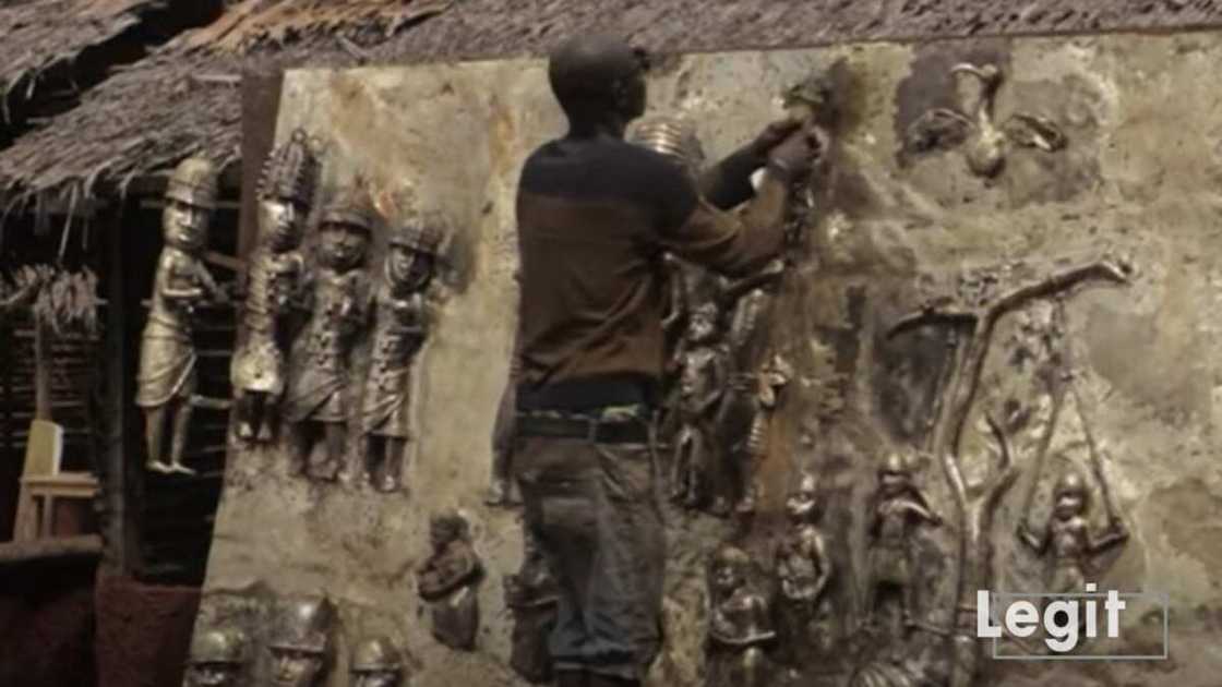 It is the largest in the Benin kingdom. It is the largest in the Benin kingdom.