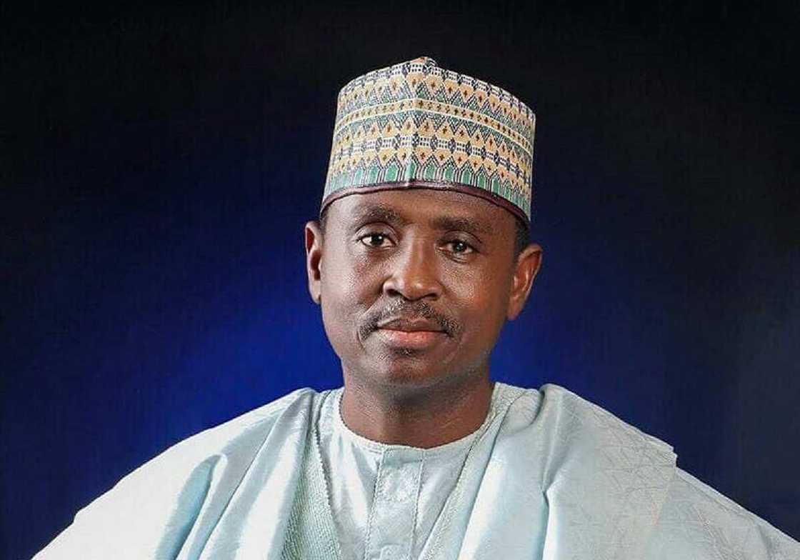 Da Duminsa: Masu garkuwa sun kashe tsohon mai neman takarar gwamnan Zamfara a hanyar Abuja zuwa Kaduna Da Duminsa: Masu garkuwa sun kashe tsohon mai neman takarar gwamnan Zamfara a hanyar Abuja zuwa Kaduna