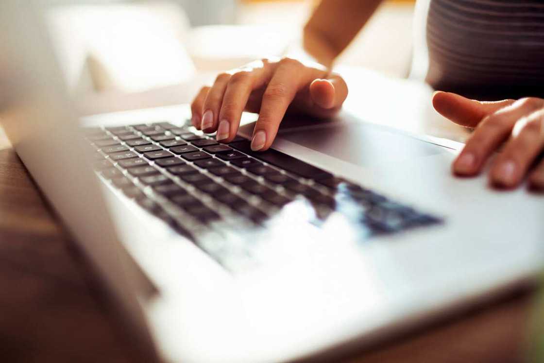 Quelles formules de politesse utiliser dans votre mail ? Quelles formules de politesse utiliser dans votre mail ?