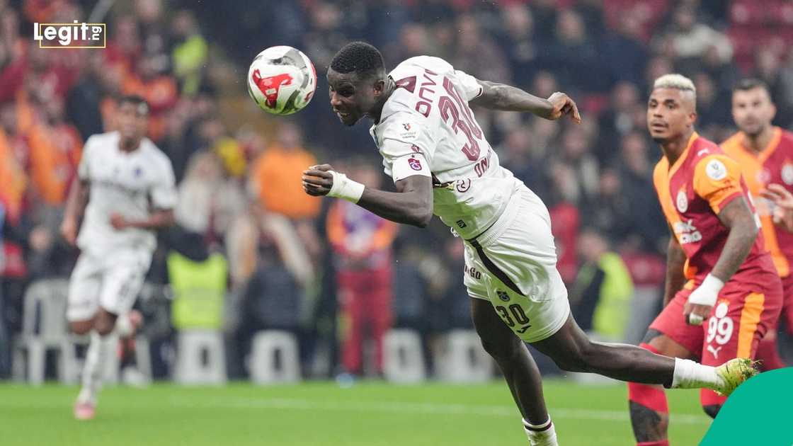 Paul Onuachu, Super Lig, Galatasaray, Trabzonspor, RAMS Park Stadium, Football. Paul Onuachu, Super Lig, Galatasaray, Trabzonspor, RAMS Park Stadium, Football.