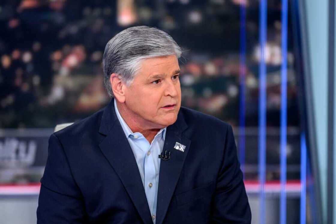 Who is Sean Hannity dating? Who is Sean Hannity dating?